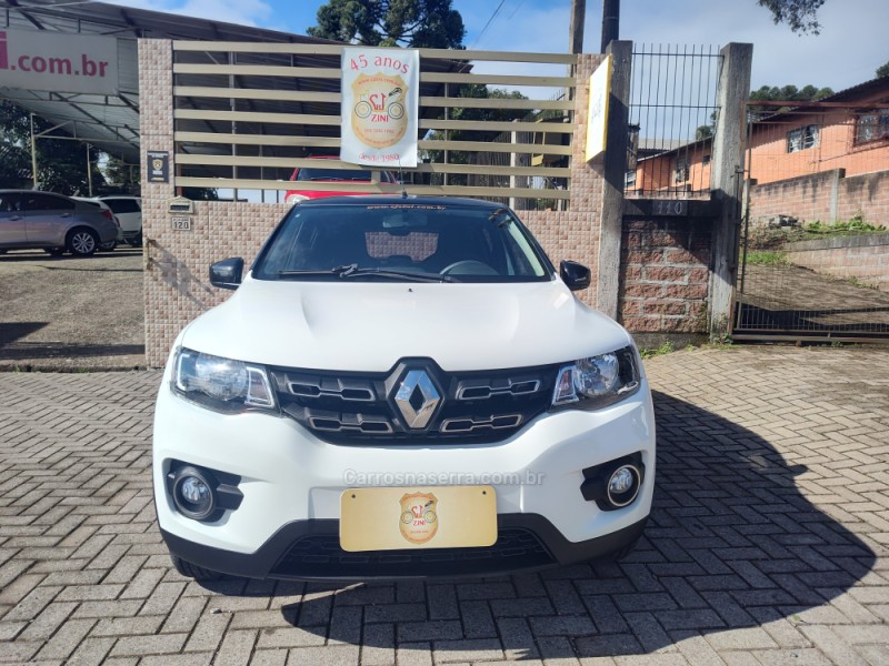 KWID 1.0 12V SCE FLEX INTENSE MANUAL - 2019 - CANELA