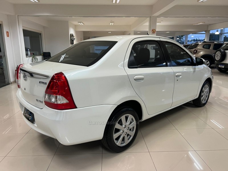 ETIOS 1.5 XLS SEDAN 16V FLEX 4P AUTOMÁTICO - 2017 - TAQUARA