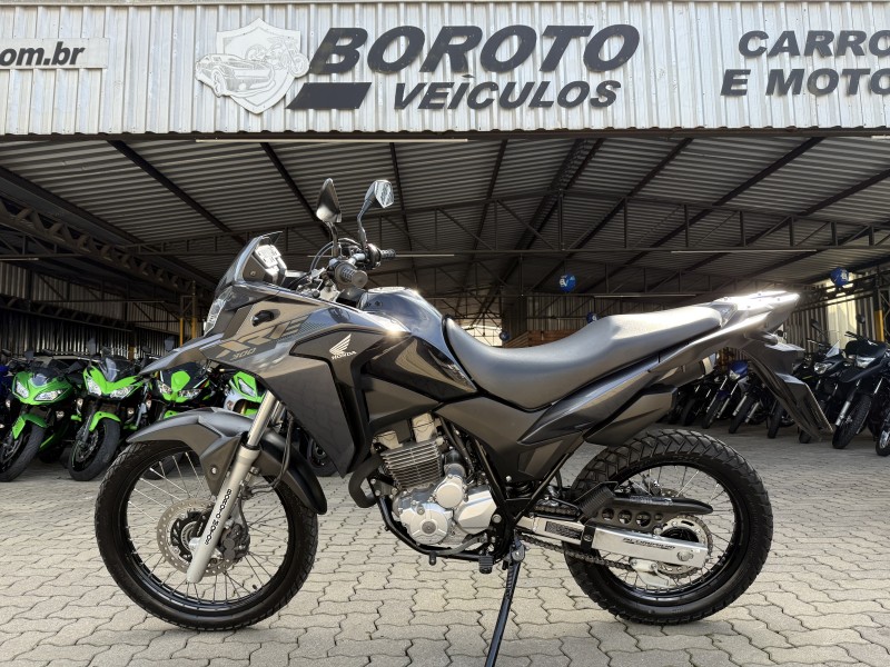 XRE 300 ABS