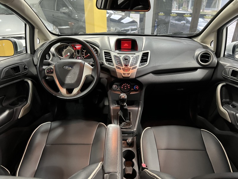 FIESTA 1.6 SEL HATCH 16V FLEX 4P MANUAL - 2013 - CAXIAS DO SUL