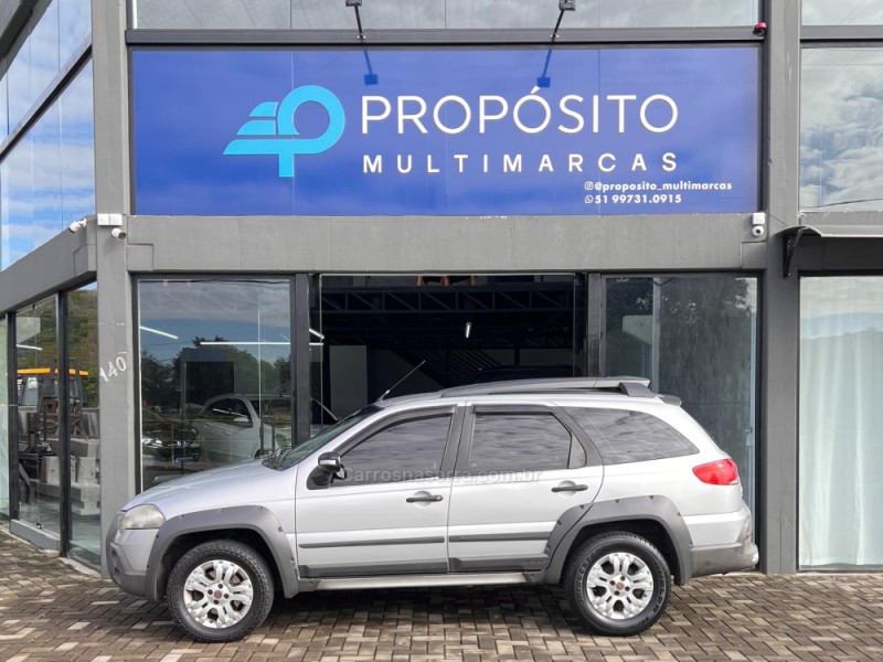 PALIO 1.8 MPI ADVENTURE LOCKER WEEKEND 16V FLEX 4P MANUAL - 2010 - ESTâNCIA VELHA