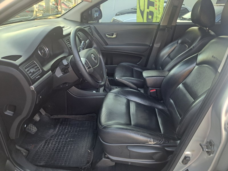 KORANDO 2.0 GL 4X4 16V TURBO DIESEL 4P MANUAL - 2011 - FARROUPILHA