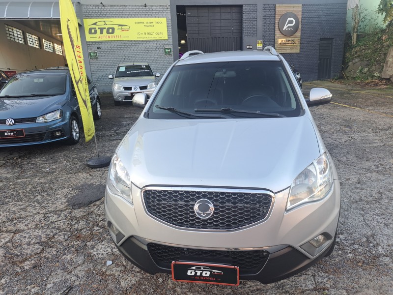 KORANDO 2.0 GL 4X4 16V TURBO DIESEL 4P MANUAL - 2011 - FARROUPILHA