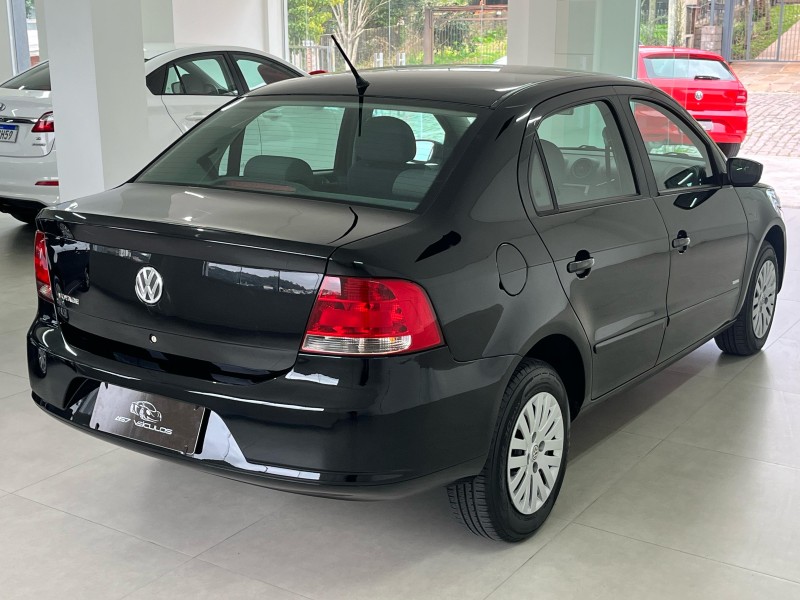 VOYAGE 1.0 MI TRENDLINE 8V FLEX 4P MANUAL - 2012 - BENTO GONçALVES