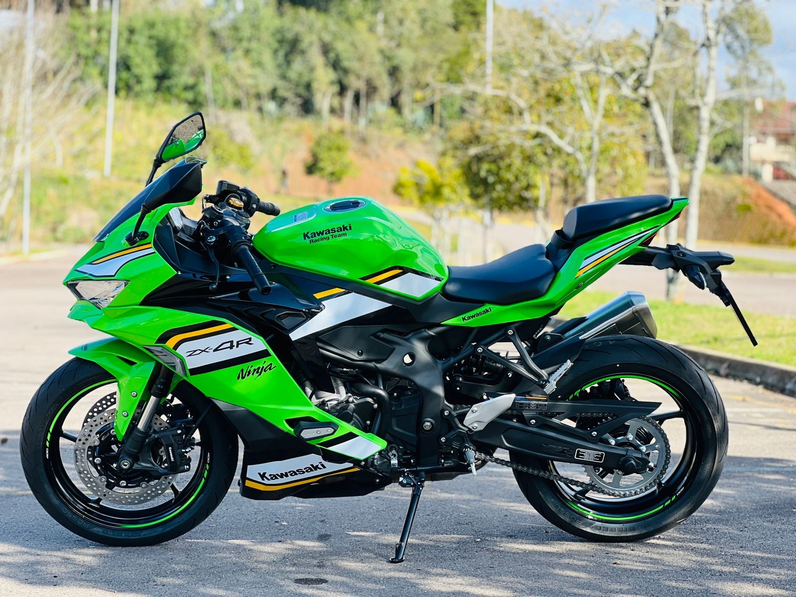 KAWASAKI - NINJA ZX-4R - 2025/2025 - Verde - R$ 56.390,00