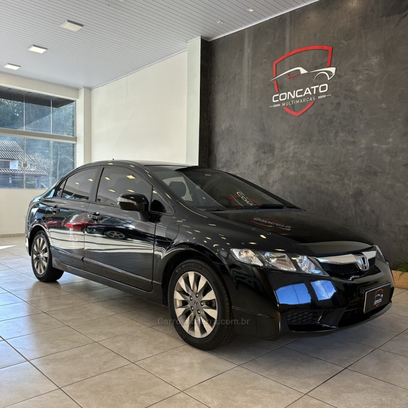 CIVIC 1.8 LXL 16V FLEX 4P MANUAL - 2011 - FARROUPILHA
