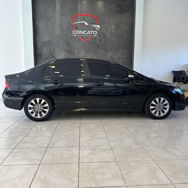 CIVIC 1.8 LXL 16V FLEX 4P MANUAL - 2011 - FARROUPILHA