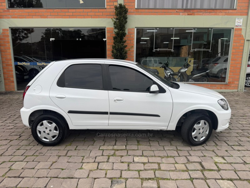 CELTA 1.0 MPFI LT 8V FLEX 4P MANUAL - 2015 - SãO MARCOS