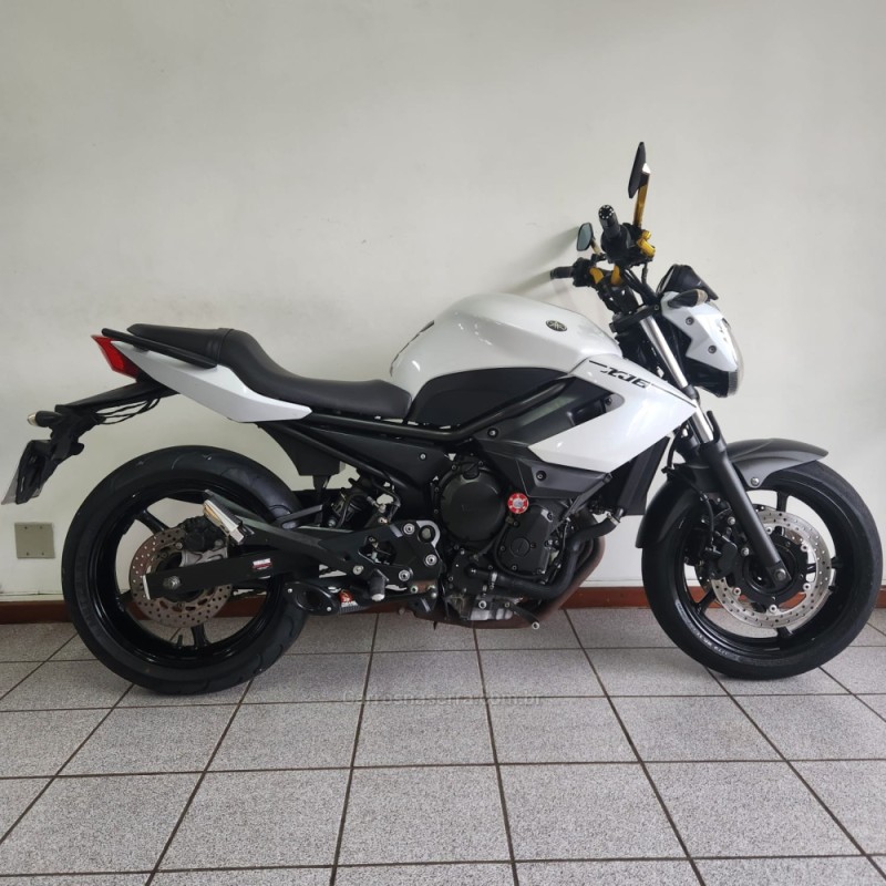 XJ6 N  - 2013 - FARROUPILHA