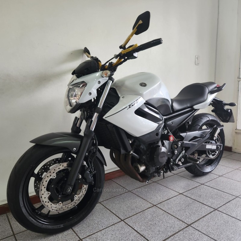 XJ6 N  - 2013 - FARROUPILHA