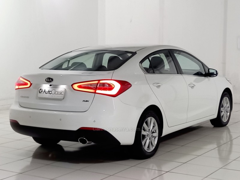 CERATO 1.6 SX3 16V FLEX 4P AUTOMÁTICO - 2014 - PORTO ALEGRE