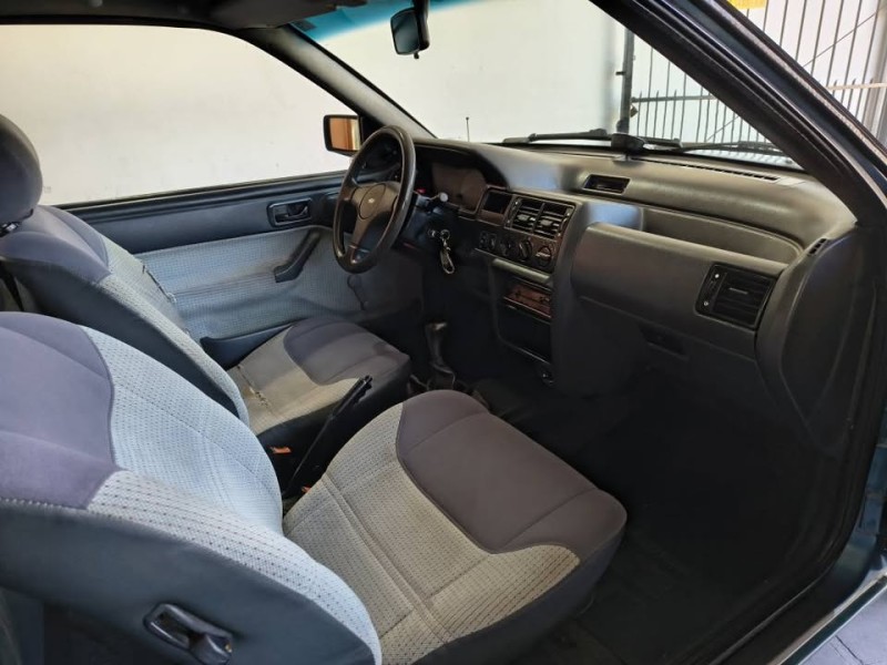 ESCORT 1.6 GL 8V GASOLINA 2P MANUAL - 1994 - CAXIAS DO SUL