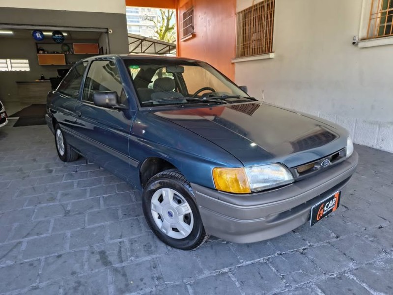 ESCORT 1.6 GL 8V GASOLINA 2P MANUAL - 1994 - CAXIAS DO SUL