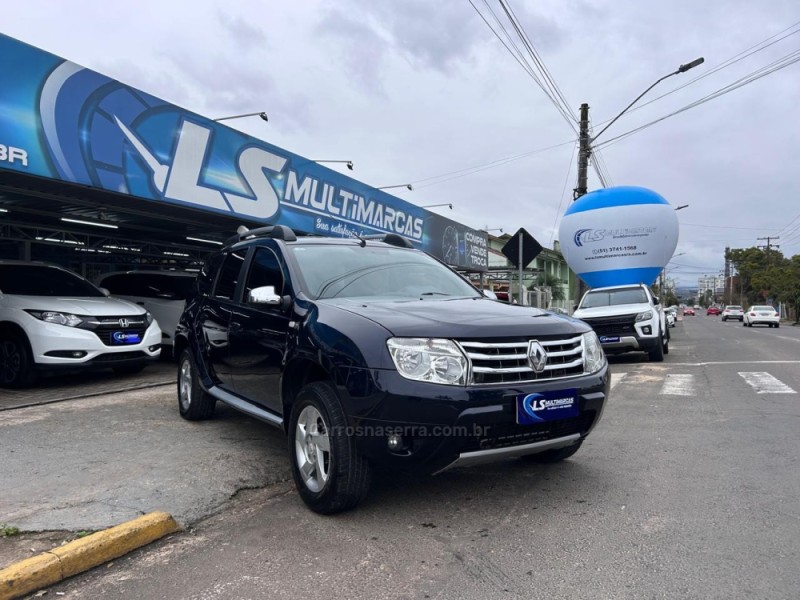 DUSTER 1.6 DYNAMIQUE 4X2 16V FLEX 4P MANUAL - 2014 - VENâNCIO AIRES
