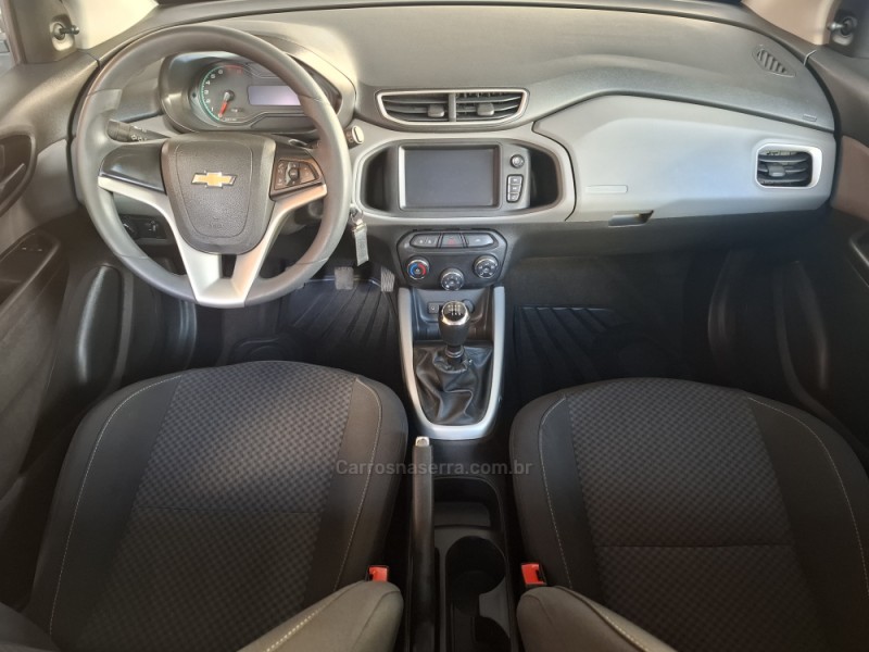 ONIX 1.4 MPFI LT 8V FLEX 4P MANUAL - 2017 - GARIBALDI