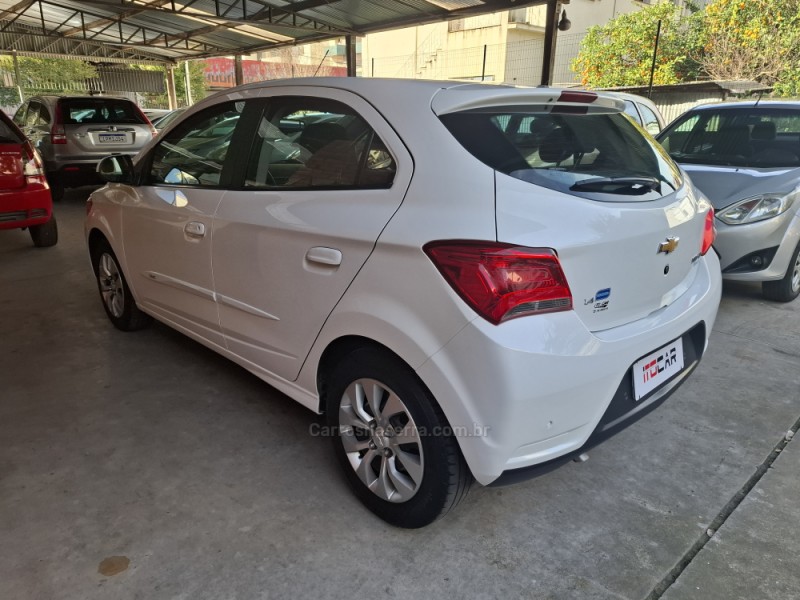 ONIX 1.4 MPFI LT 8V FLEX 4P MANUAL - 2017 - GARIBALDI