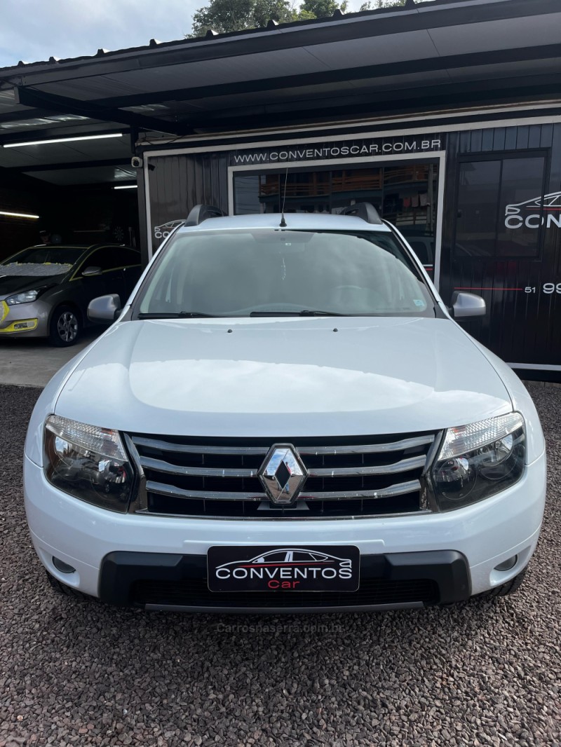 DUSTER 2.0 DYNAMIQUE 4X2 16V FLEX 4P AUTOMÁTICO - 2014 - LAJEADO