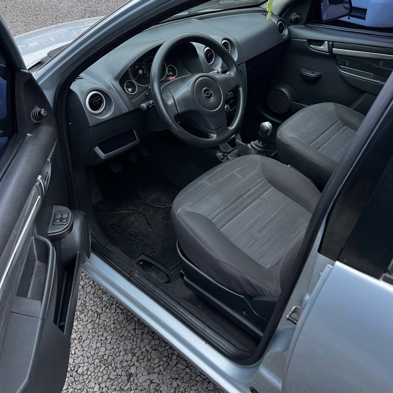 PRISMA 1.4 MPFI MAXX 8V FLEX 4P MANUAL - 2011 - CAXIAS DO SUL