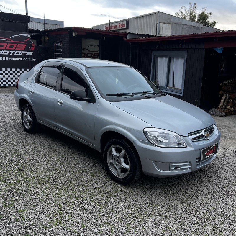 PRISMA 1.4 MPFI MAXX 8V FLEX 4P MANUAL - 2011 - CAXIAS DO SUL