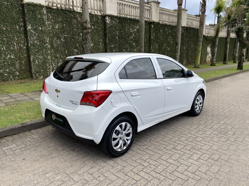 ONIX 1.0 MPFI LT 8V FLEX 4P MANUAL - 2017 - CAXIAS DO SUL