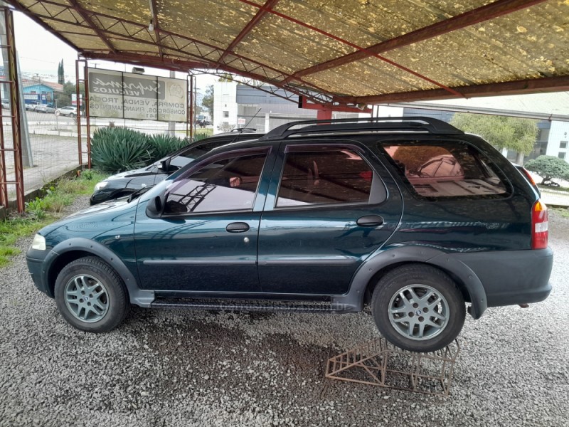 PALIO 1.8 MPI ADVENTURE WEEKEND 8V FLEX 4P MANUAL - 2003 - VERANóPOLIS