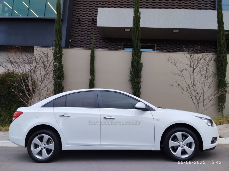 CRUZE 1.8 LT SPORT6 16V FLEX 4P AUTOMÁTICO - 2012 - FARROUPILHA