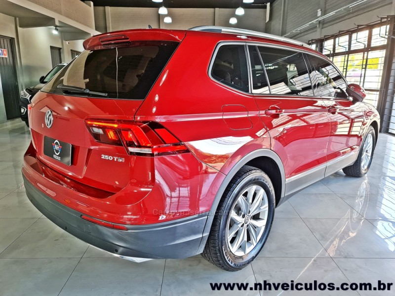TIGUAN 1.4 ALLSPACE COMFORT 250 TSI FLEX 4P - 2018 - NOVO HAMBURGO