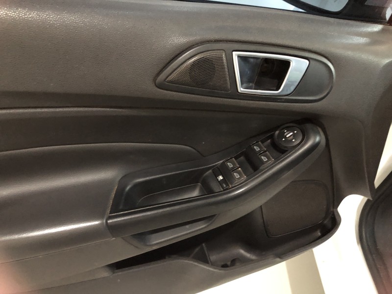FIESTA 1.6 TITANIUM HATCH 16V FLEX 4P AUTOMÁTICO - 2014 - VALE REAL