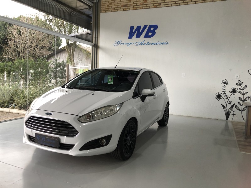 FIESTA 1.6 TITANIUM HATCH 16V FLEX 4P AUTOMÁTICO