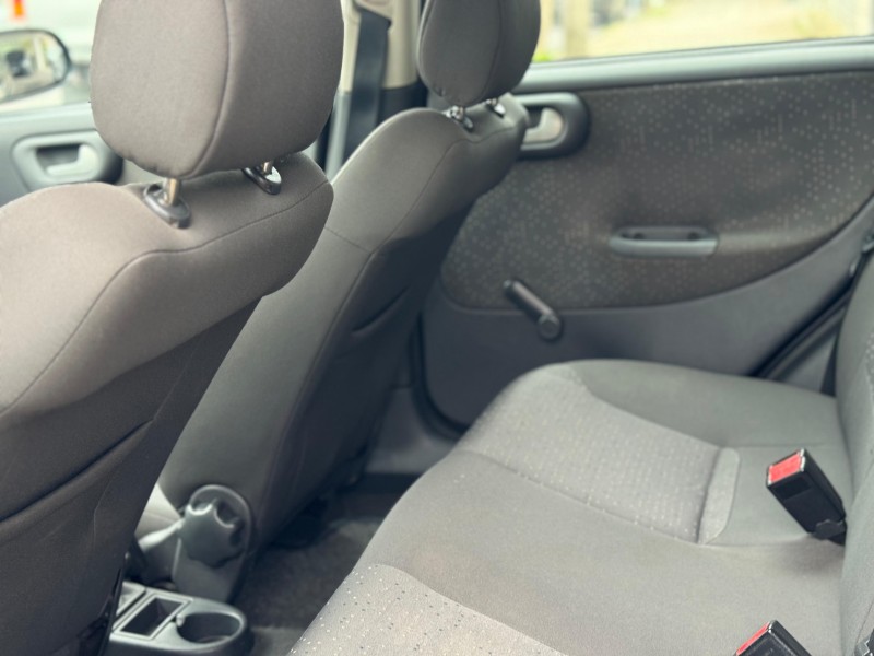 CORSA 1.4 MPFI PREMIUM 8V FLEX 4P MANUAL - 2009 - CAXIAS DO SUL
