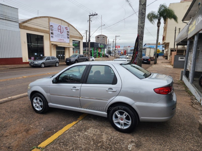 SIENA 1.0 MPI EL 8V FLEX 4P MANUAL - 2010 - VACARIA