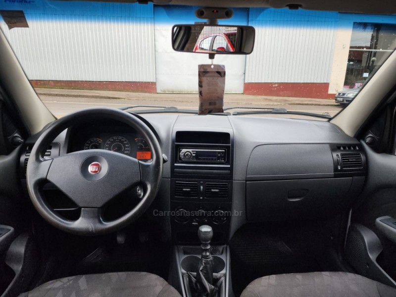 SIENA 1.0 MPI EL 8V FLEX 4P MANUAL - 2010 - VACARIA