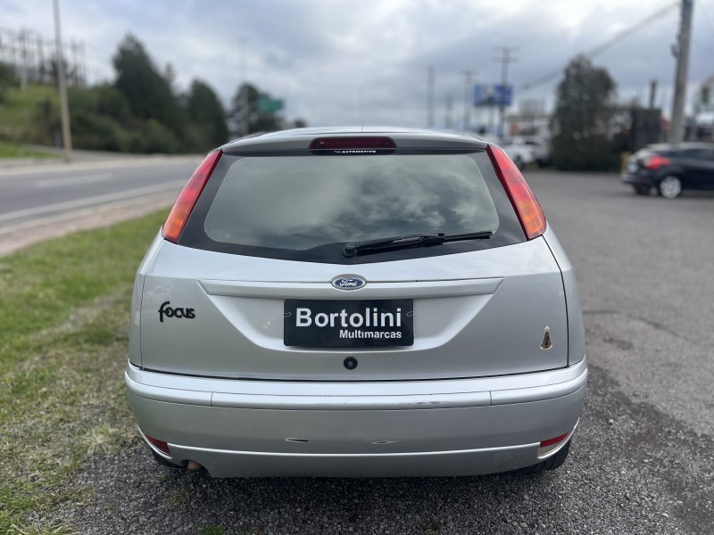 FOCUS 1.6 GL 8V FLEX 4P MANUAL - 2009 - FARROUPILHA