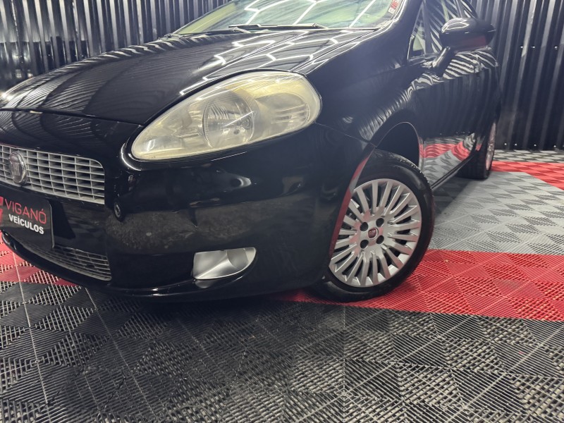 PUNTO 1.4 ELX 8V FLEX 4P MANUAL - 2009 - CAXIAS DO SUL