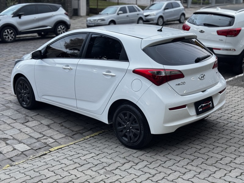 HB20 1.6 COMFORT PLUS 16V FLEX 4P MANUAL - 2016 - CAXIAS DO SUL