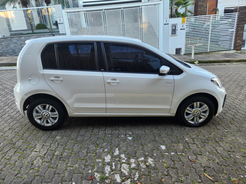 UP 1.0 TSI MOVE UP 12V FLEX 4P MANUAL - 2018 - MONTENEGRO