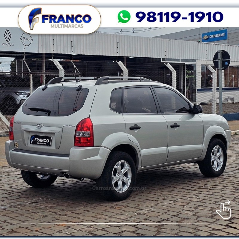 TUCSON 2.0 MPFI GL 16V 142CV 2WD GASOLINA 4P MANUAL - 2011 - VACARIA