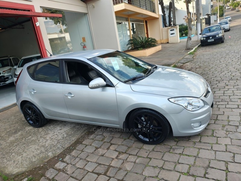 I30 2.0 MPI 16V GASOLINA 4P MANUAL - 2010 - GUAPORé