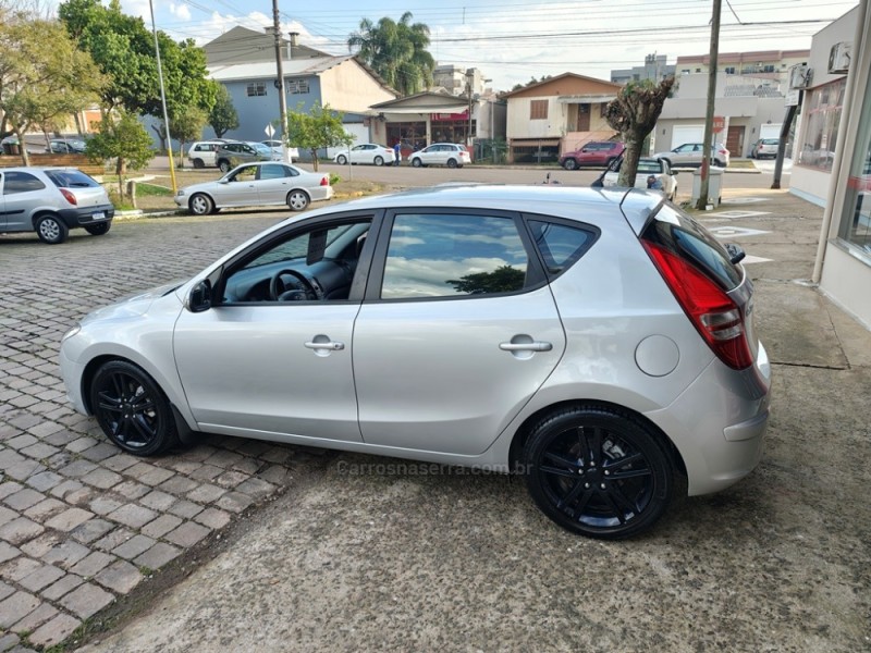 I30 2.0 MPI 16V GASOLINA 4P MANUAL - 2010 - GUAPORé