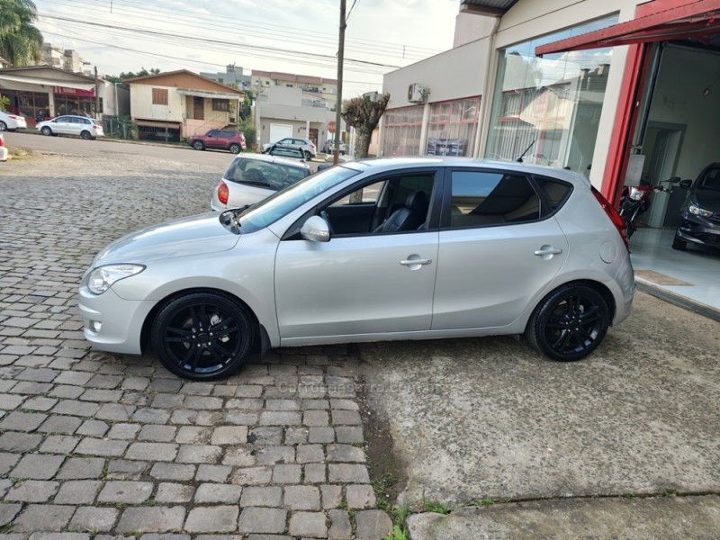 i30 2.0 mpi 16v gasolina 4p manual 2010 guapore