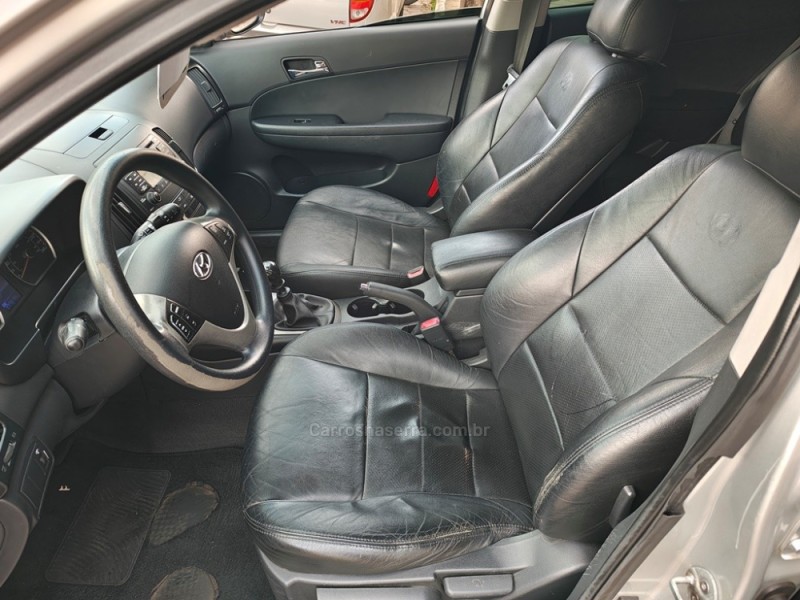 I30 2.0 MPI 16V GASOLINA 4P MANUAL - 2010 - GUAPORé