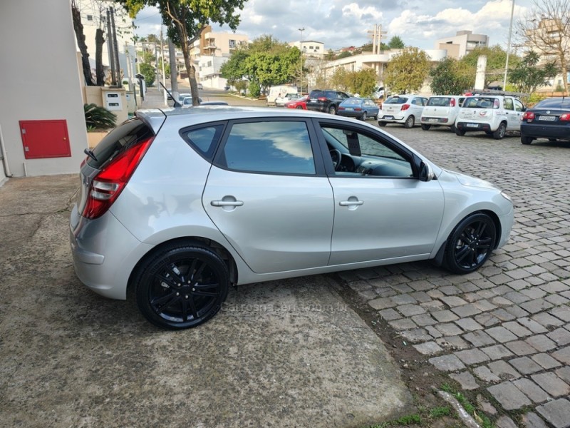 I30 2.0 MPI 16V GASOLINA 4P MANUAL - 2010 - GUAPORé