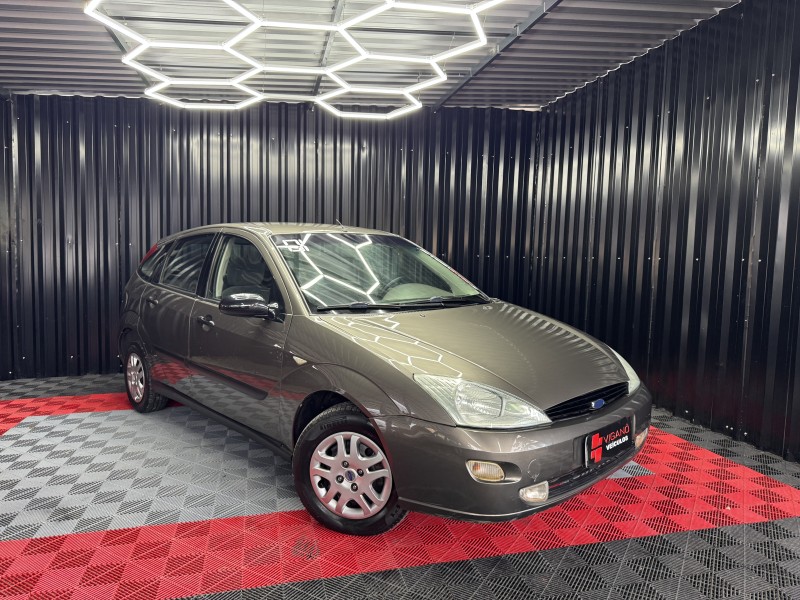 FOCUS 1.8 GL 16V GASOLINA 4P MANUAL - 2001 - CAXIAS DO SUL