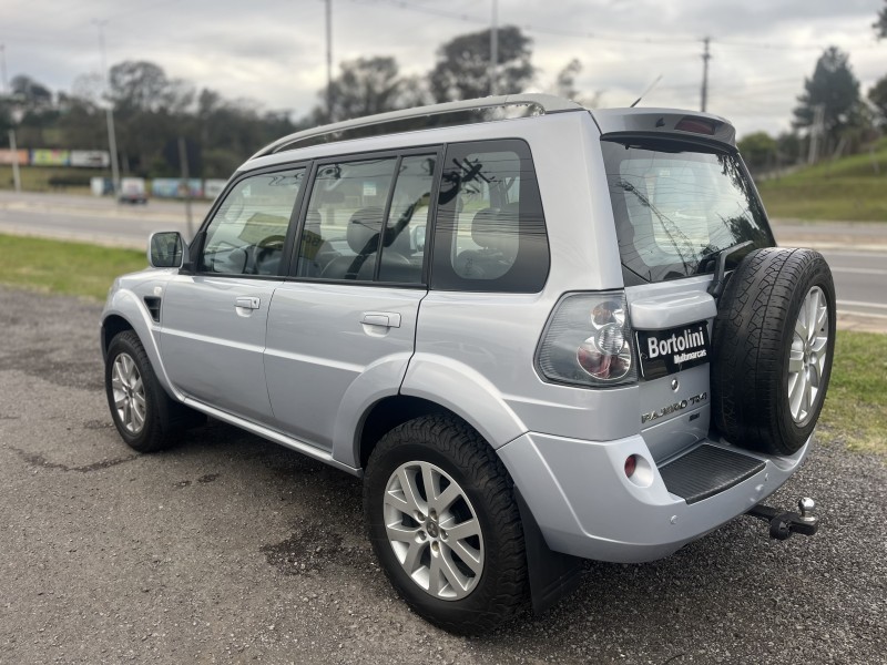 PAJERO TR4 2.0 4X4 16V 140CV FLEX 4P AUTOMÁTICO - 2013 - FARROUPILHA