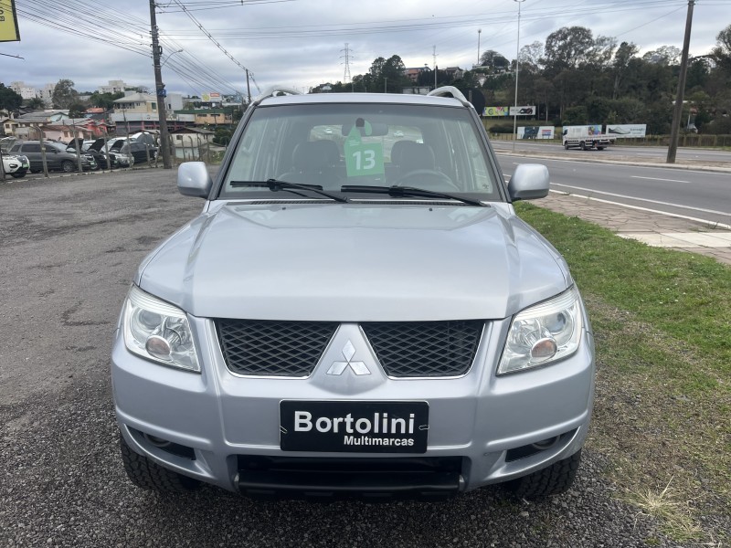 PAJERO TR4 2.0 4X4 16V 140CV FLEX 4P AUTOMÁTICO - 2013 - FARROUPILHA