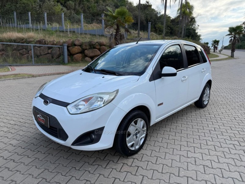 FIESTA 1.6 MPI CLASS HATCH 8V FLEX 4P MANUAL