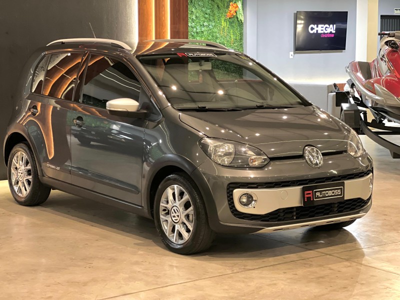 UP 1.0 TSI CROSS 12V FLEX 4P MANUAL - 2016 - NOVO HAMBURGO