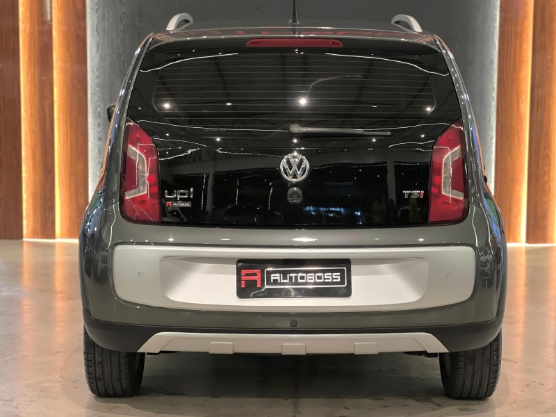 UP 1.0 TSI CROSS 12V FLEX 4P MANUAL - 2016 - NOVO HAMBURGO