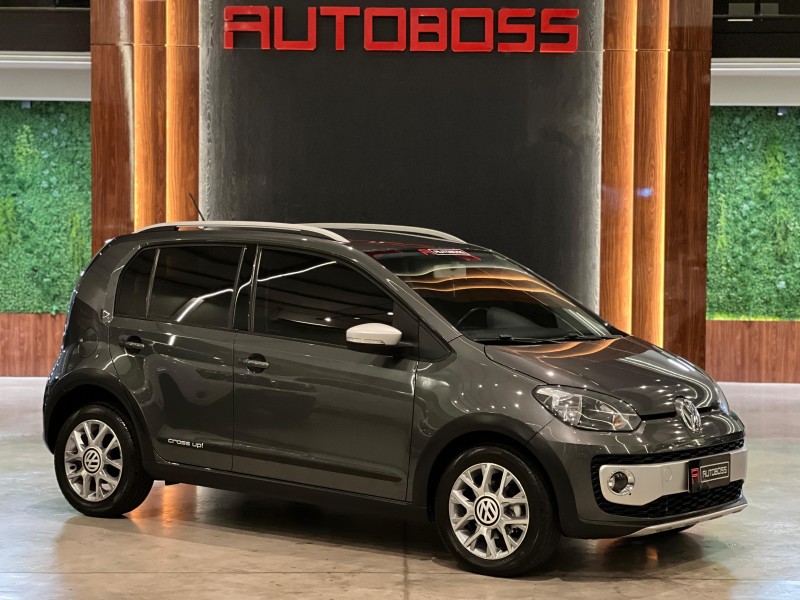 UP 1.0 TSI CROSS 12V FLEX 4P MANUAL - 2016 - NOVO HAMBURGO