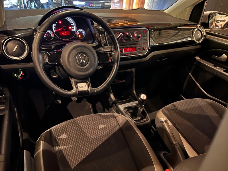 UP 1.0 TSI CROSS 12V FLEX 4P MANUAL - 2016 - NOVO HAMBURGO